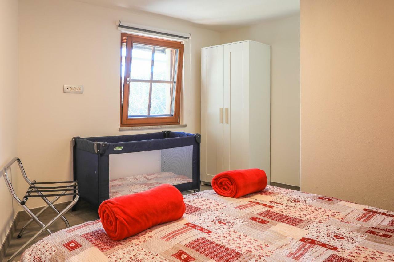 Apartmaji Tina Zgornje Gorje Exterior foto
